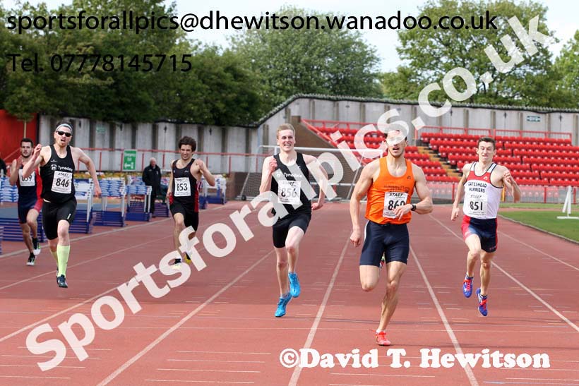 Mens senior 400 metres, North Eastern Champs, Gateshead Stadium. Photo: David T. Hewitson/Sports for All Pics
